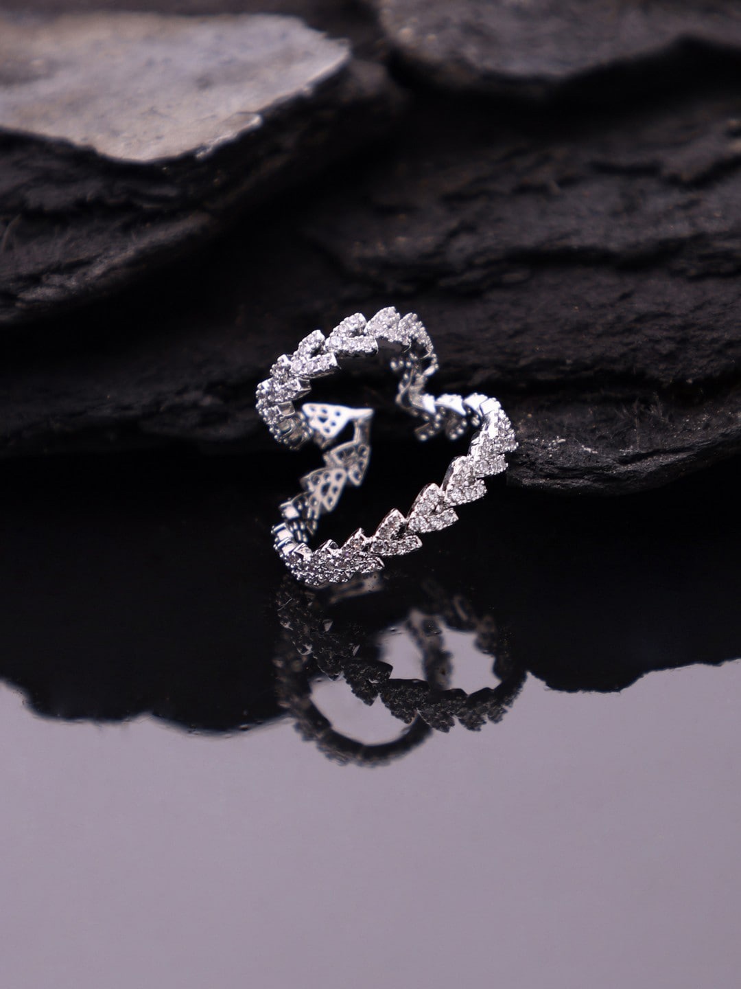 

anore Silver-Toned 18K White Gold Plated Classic Hoop Earrings
