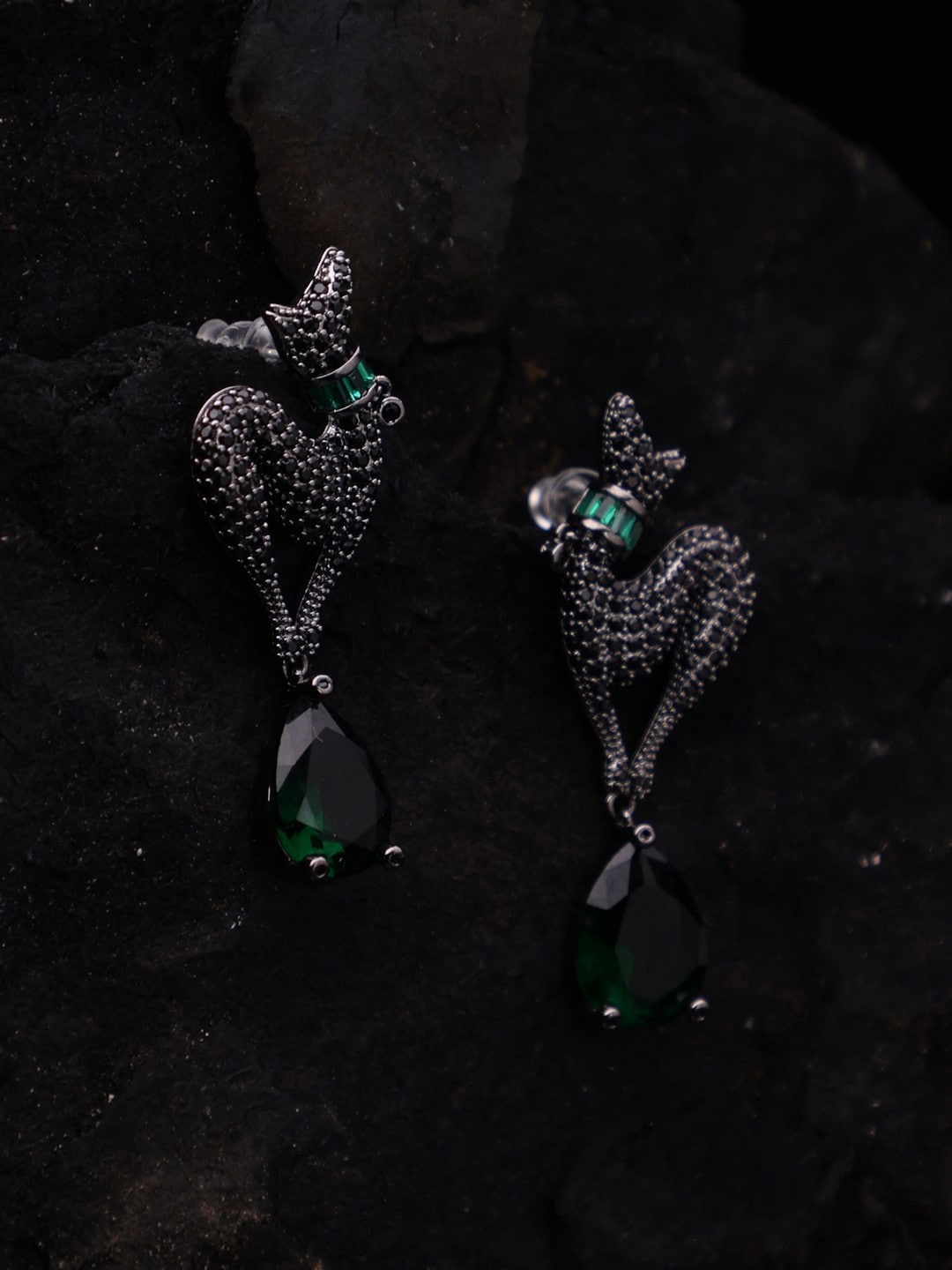 

anore Black & Green Gold Plated Classic Drop Earrings