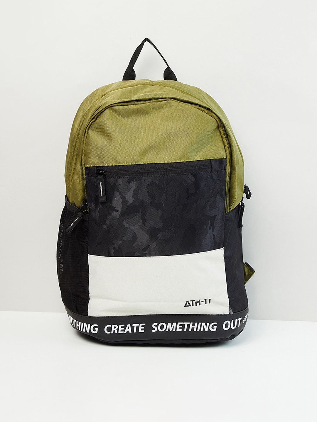 

max Men Black & White Colourblocked Backpack