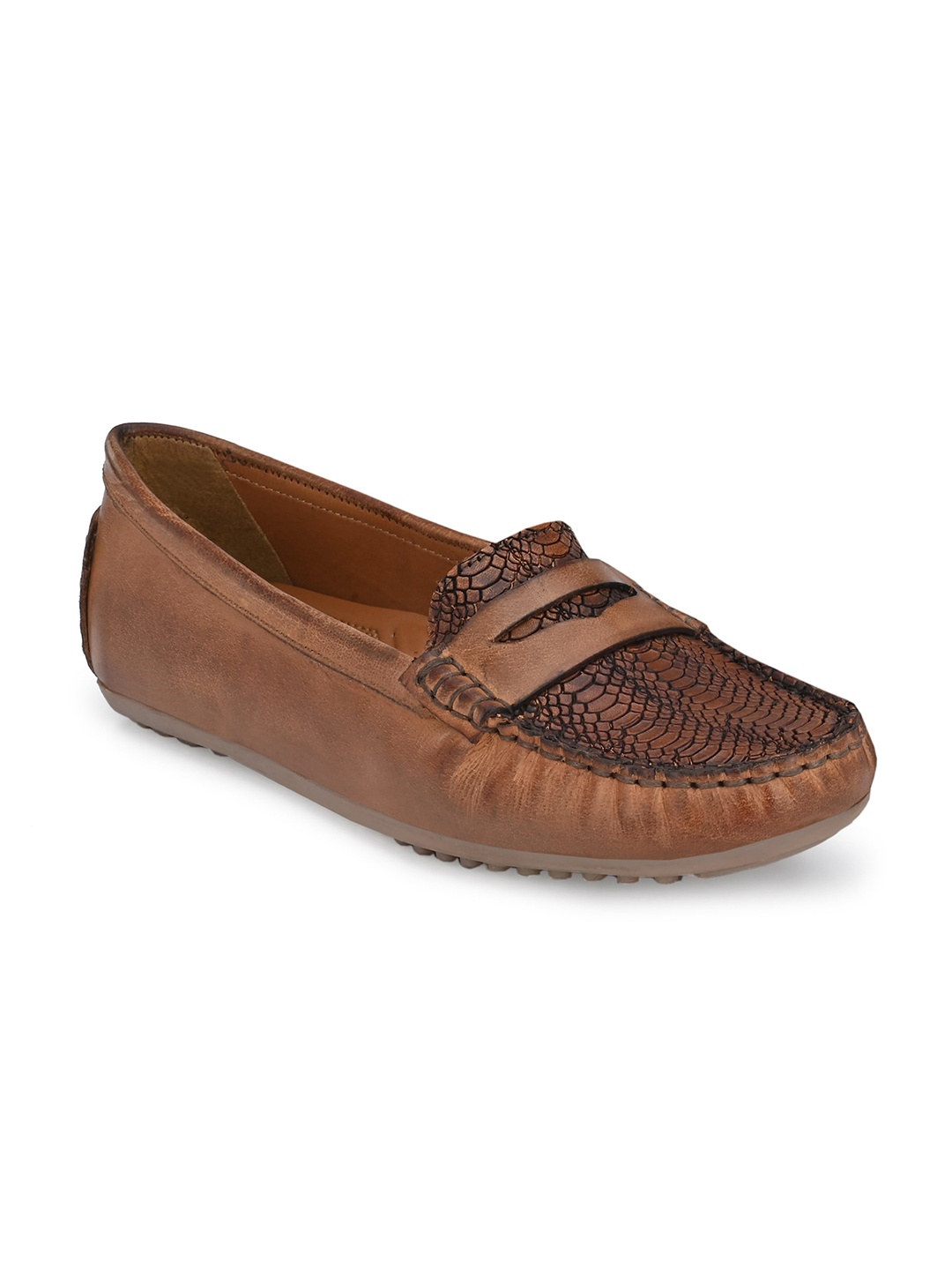 

CARLO ROMANO Women Textured Leather Loafers, Tan