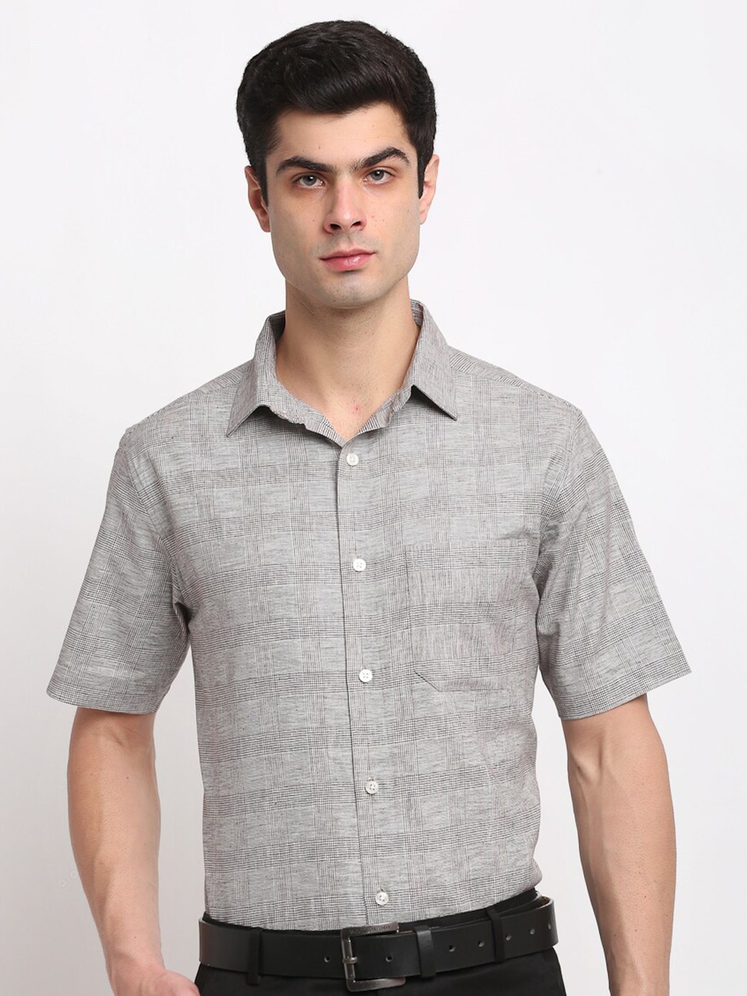 

FINNOY Men Brown New Checked Linen Semiformal Shirt