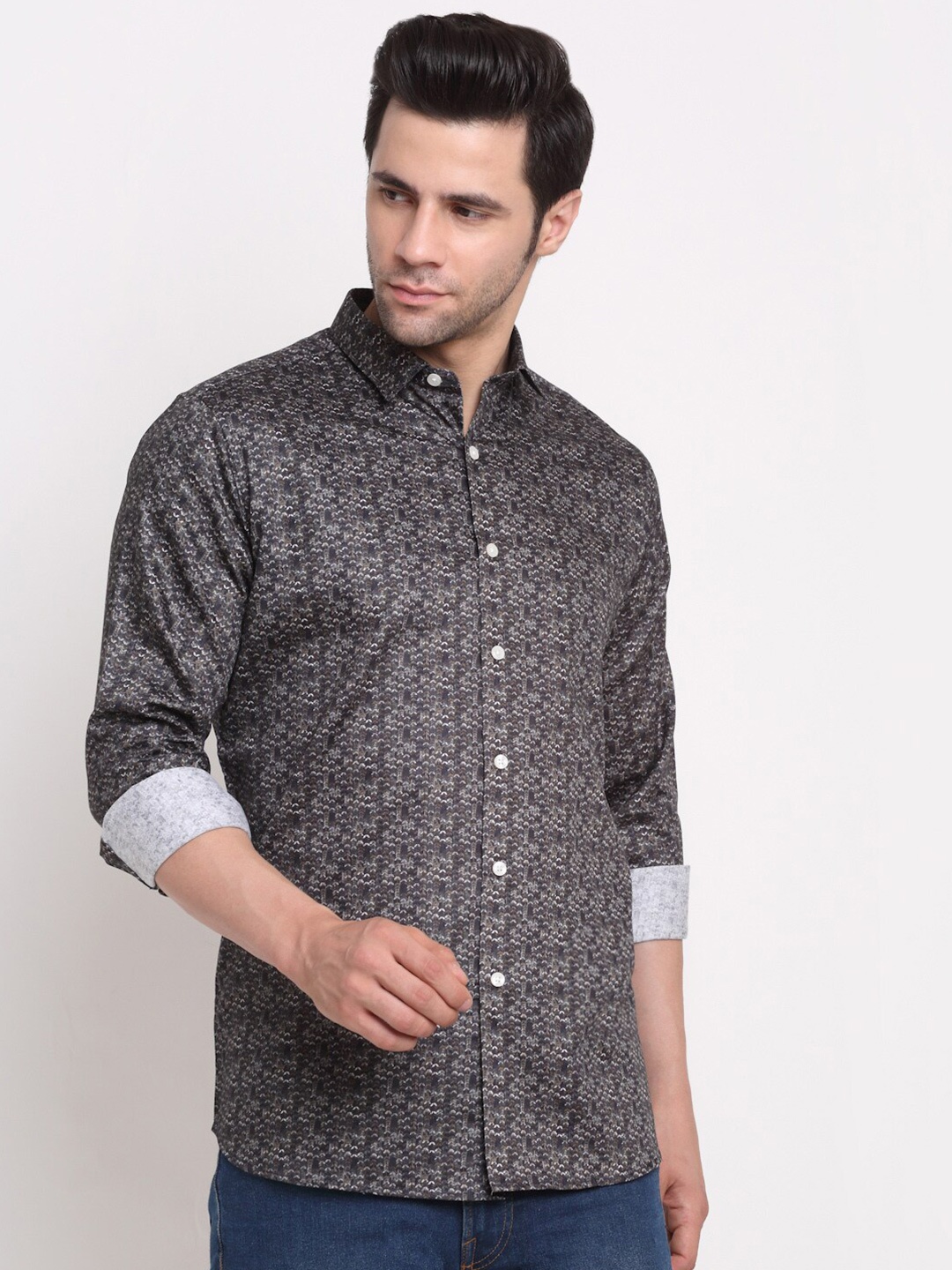 

FINNOY Men Black New Slim Fit Printed Casual Shirt