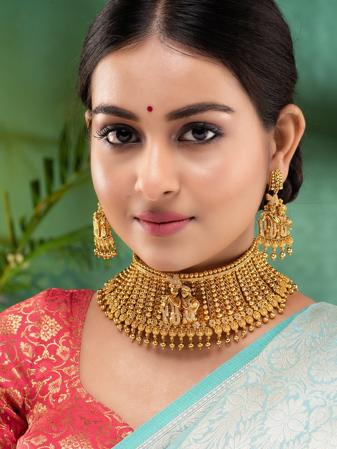 

Saraf RS Jewellery Gold-Plated White AD Stone-Studded Jewellery Set