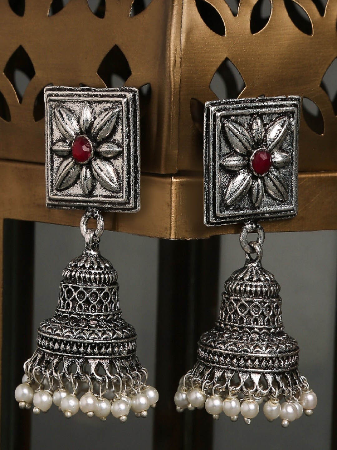 

OOMPH Silver-Toned Floral Jhumkas Earrings