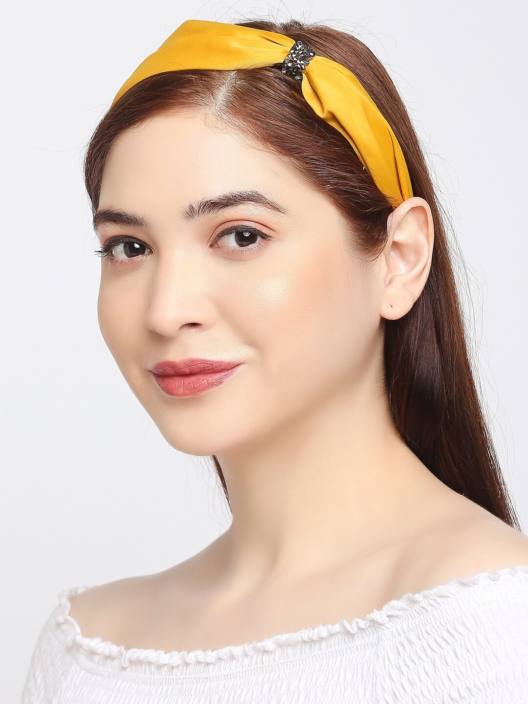 

OOMPH Women Yellow & Black Embellished Hairband
