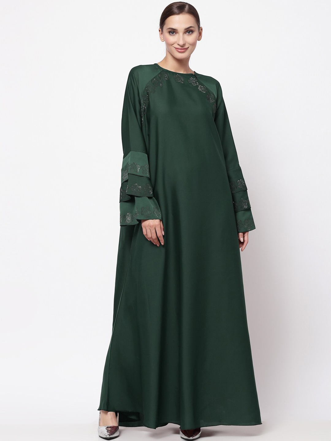 

KLOTTHE Women Green Embellished Burqas