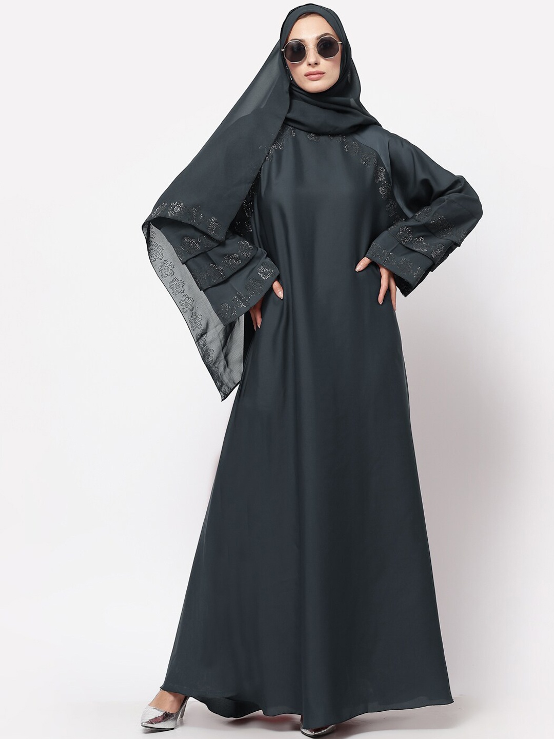 

KLOTTHE Women Grey Embellished Burqa With Scarves