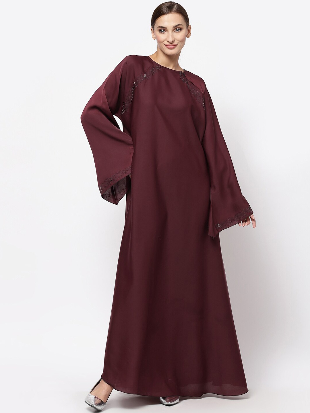 

KLOTTHE Women Maroon Embellished Burqas With Scarves