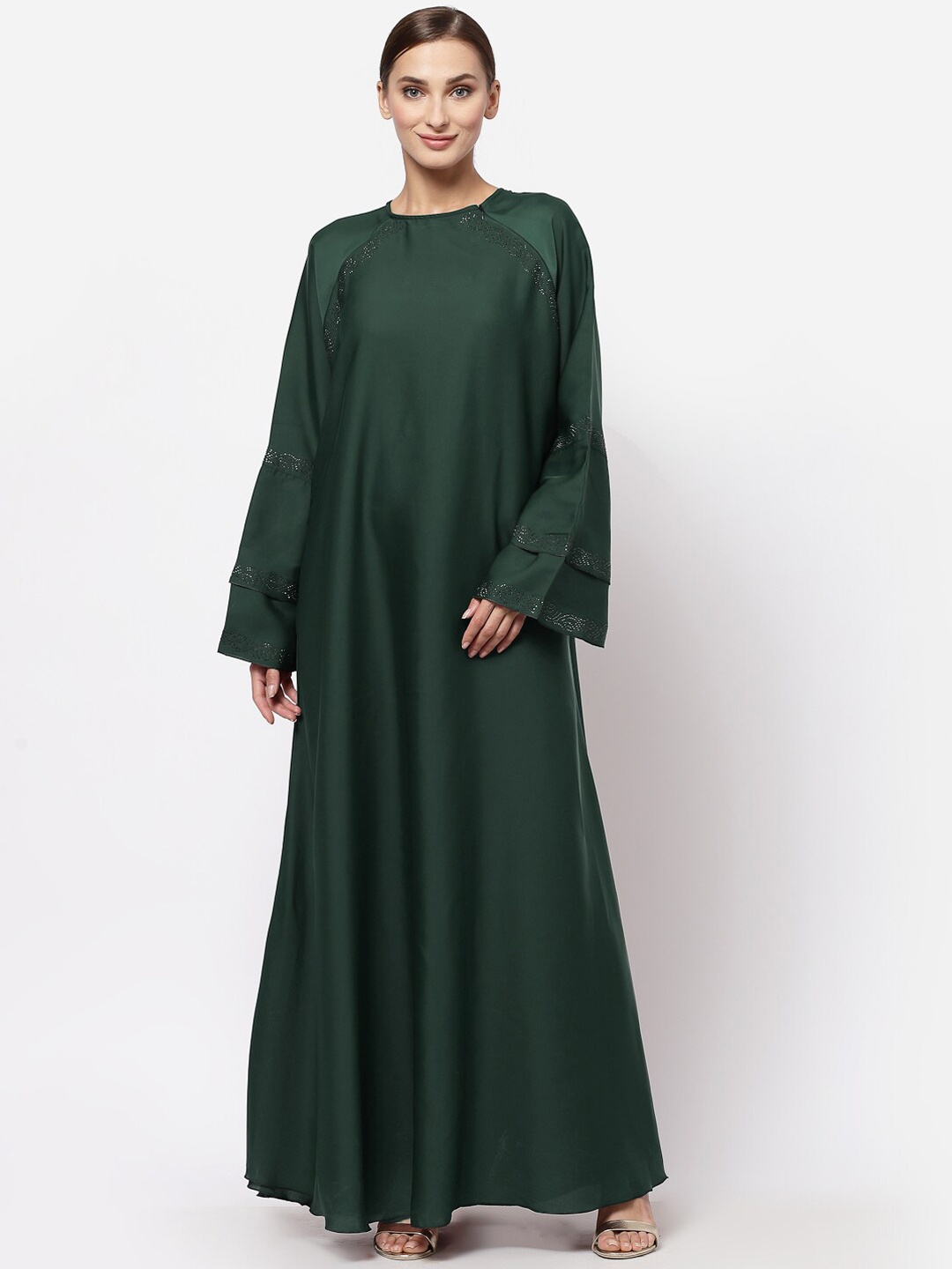 

KLOTTHE Women Green Embellished Abaya Burqa With Hijab