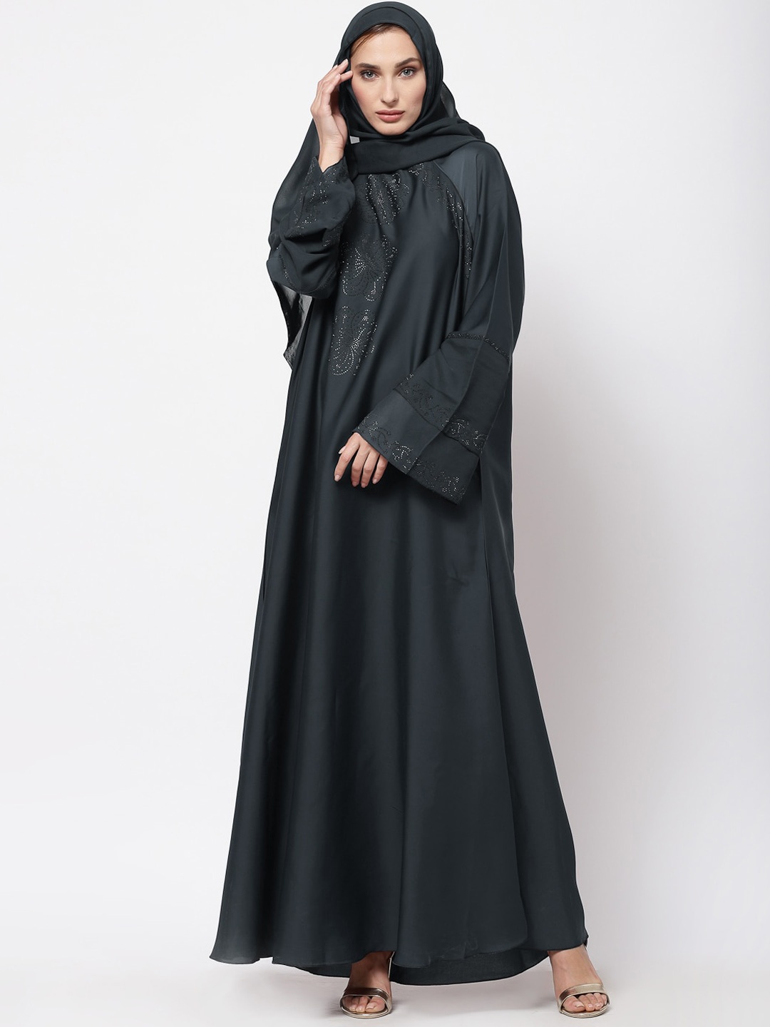 

KLOTTHE Women Grey Embellished Burqa With Scarves