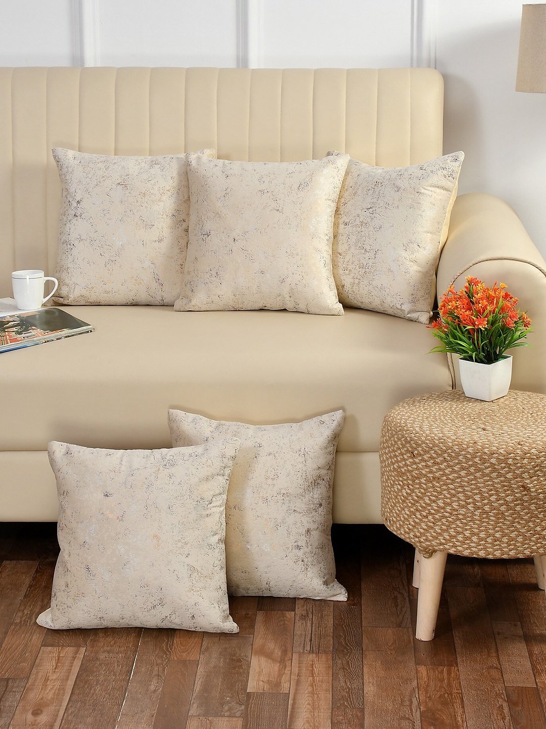 

Bajo's Cream-Coloured Set of 5 Abstract Square Cushion Covers