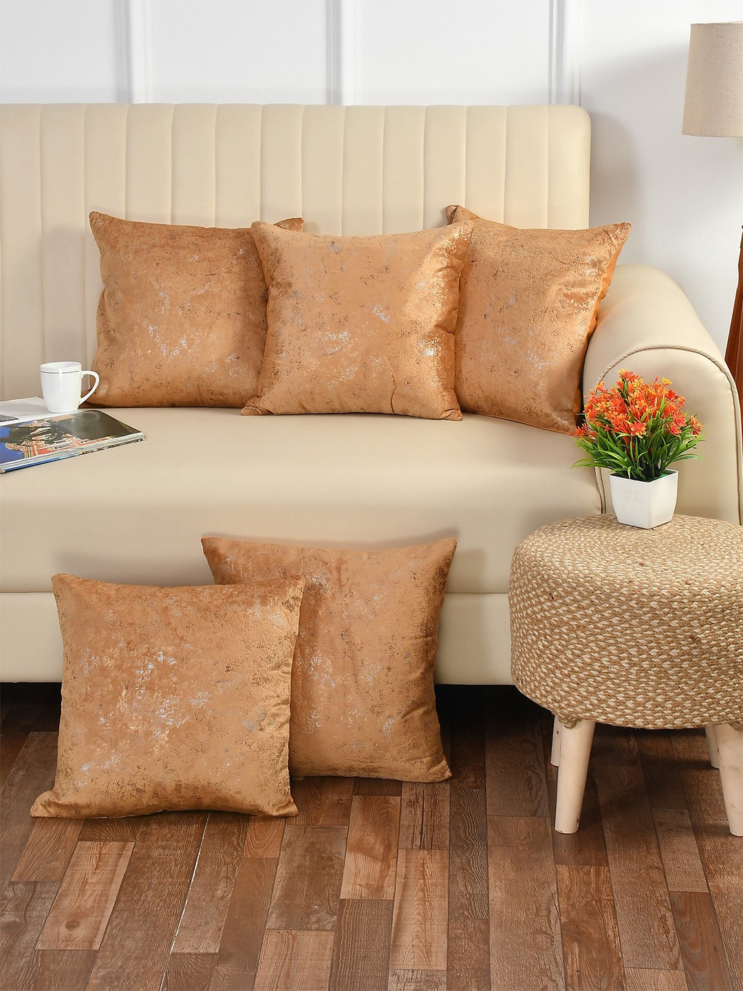 

Bajo's Gold-Toned Set of 5 Abstract Square Cushion Covers