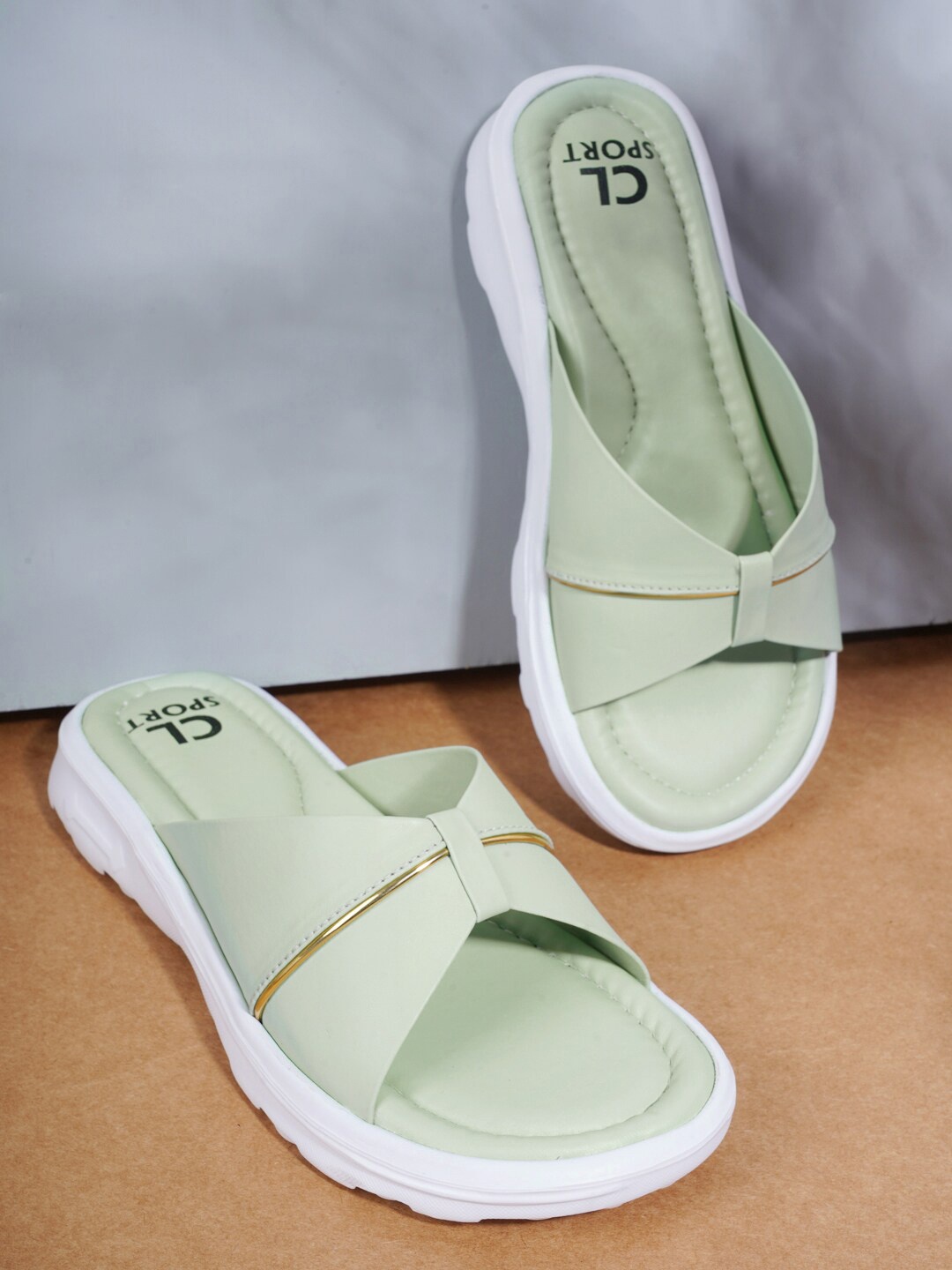 

Carlton London sports Women Sliders, Green