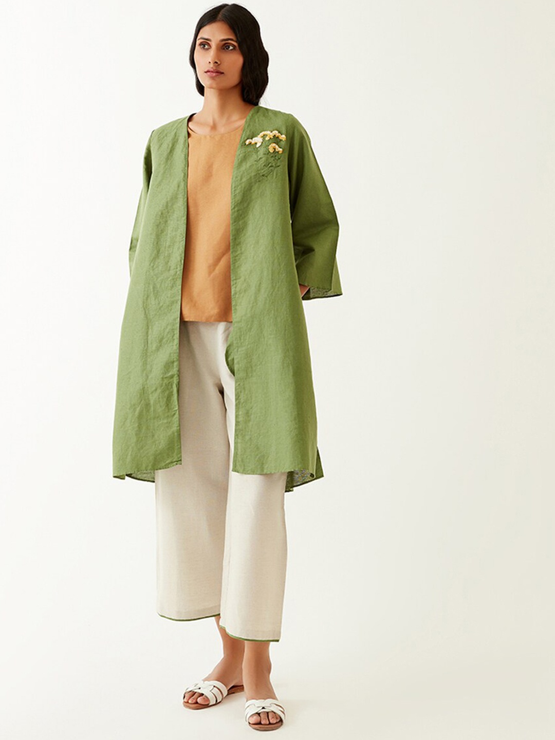 

Ancestry Women Green Floral Longline Open Front Jacket