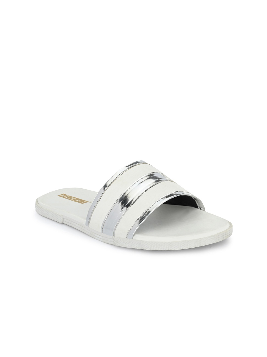

KLEAT Men Slip-On, White