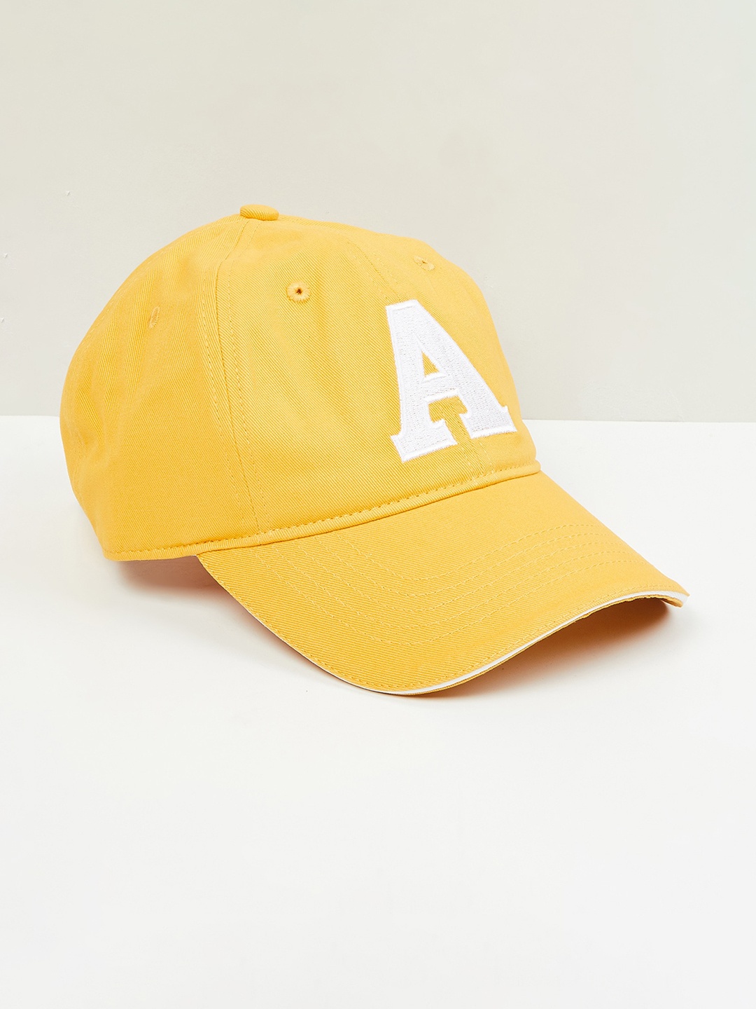 

max Men Embroidered Cap, Yellow