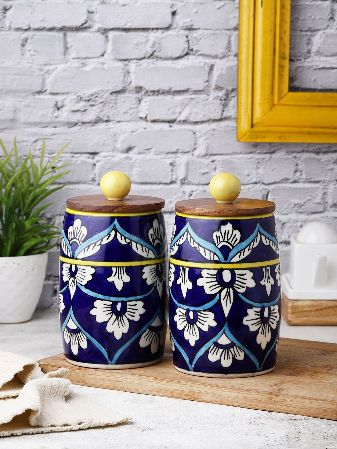 

VarEesha Blue & White Set Of 2 Printed Ceramic Glass Storage Jar With Lid