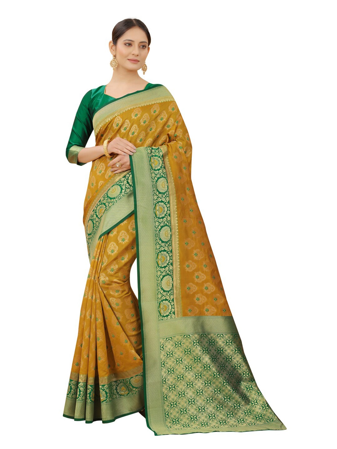 

MOKSHA DESIGNS Gold-Toned & Green Ethnic Motifs Zari Pure Silk Kanjeevaram Saree