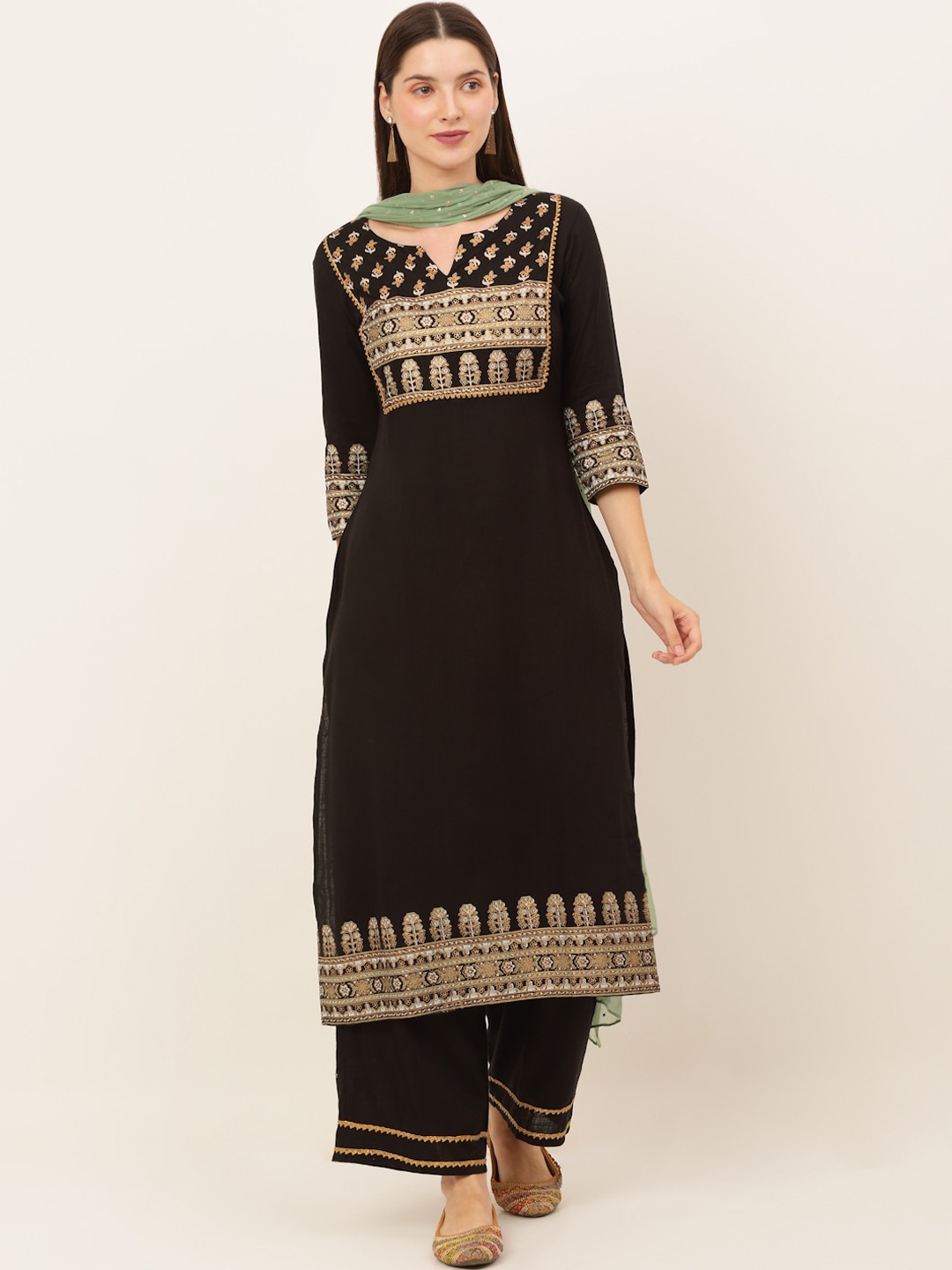 

KALINI Women Black Ethnic Motifs Yoke Design Kurta with Palazzos