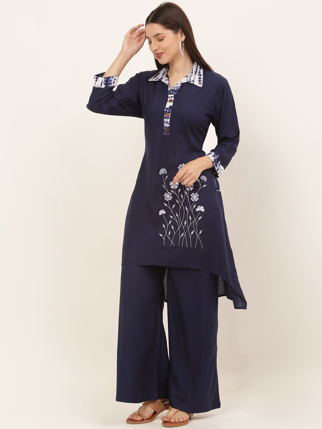 

KALINI Women Blue Printed Kurti with Trousers