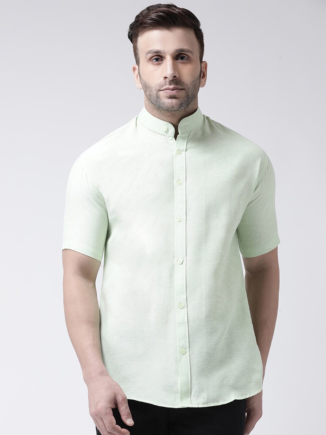 

RIAG Men Green Solid Casual Shirt