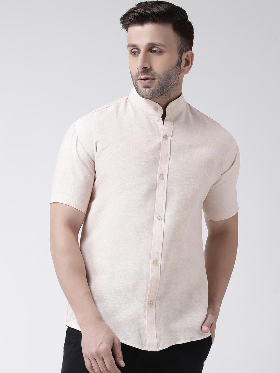 

RIAG Men Beige Solid Casual Shirt