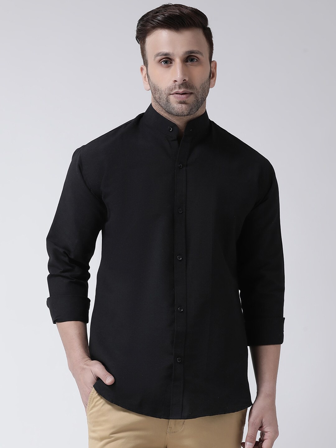

RIAG Men Black Solid Casual Shirt