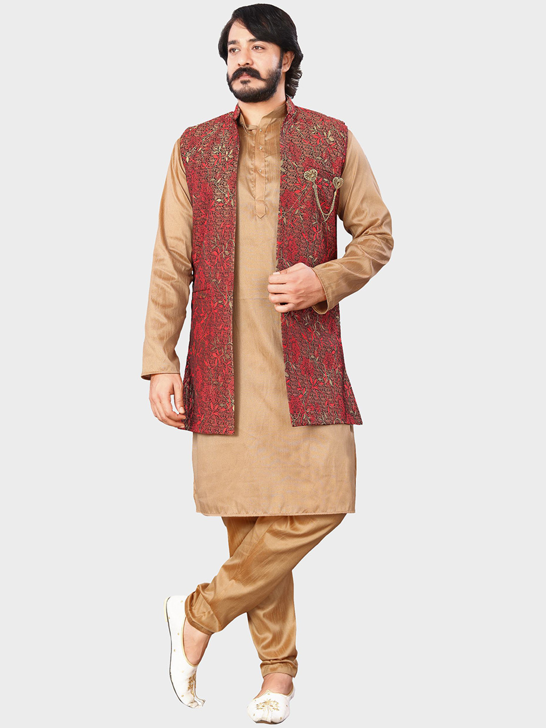 

amzira Men Kurta with Pyjamas & Nehru Jacket, Red