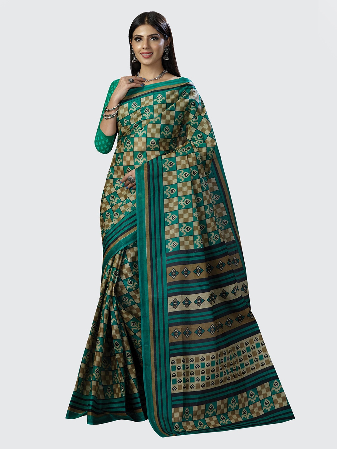 

SHANVIKA Beige & Green Ethnic Motifs Pure Cotton Block Print Saree