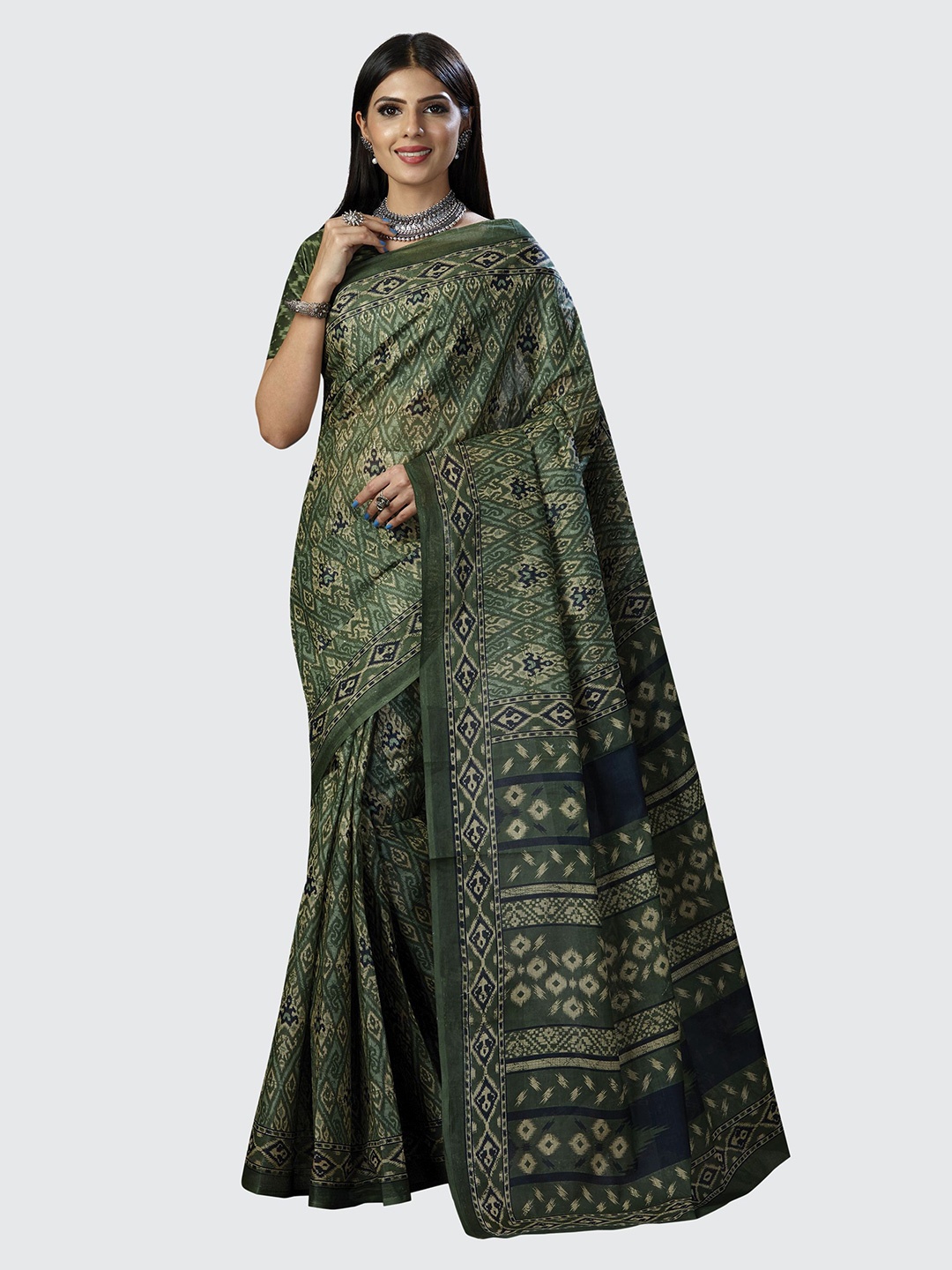 

SHANVIKA Green And Beige Abstract Block Print Pure Cotton Saree