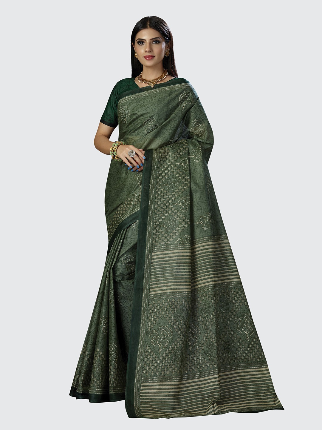 

SHANVIKA Green And Beige Ethnic Block Print Pure Cotton Saree
