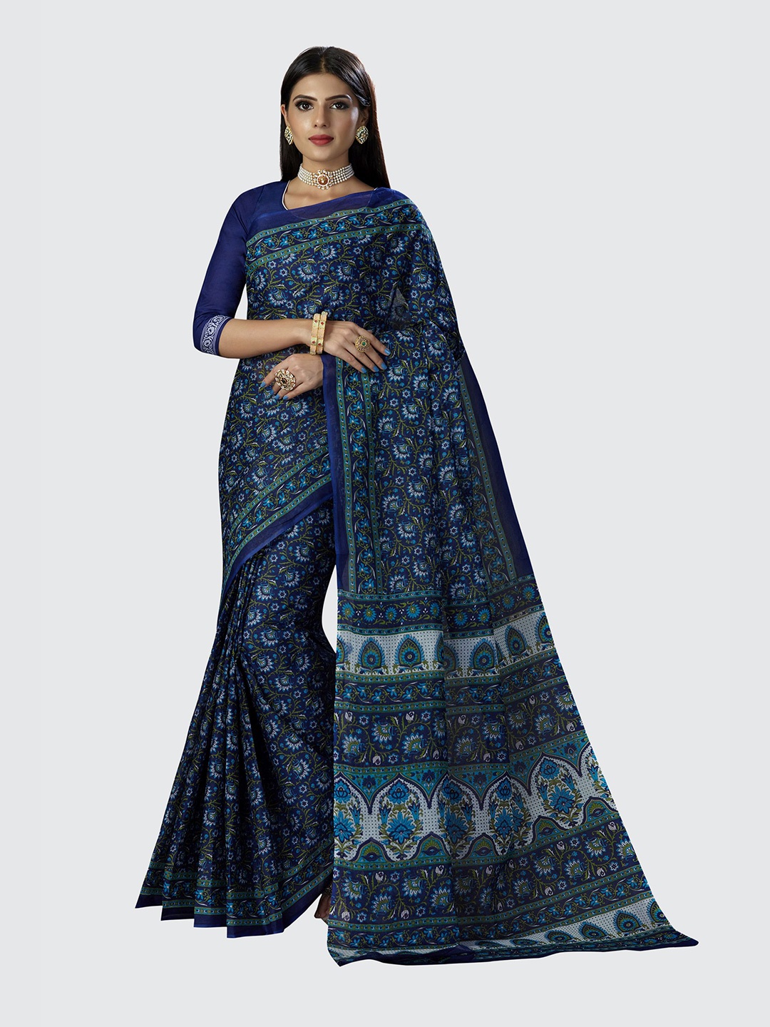 

SHANVIKA Navy Blue & White Floral Pure Cotton Saree