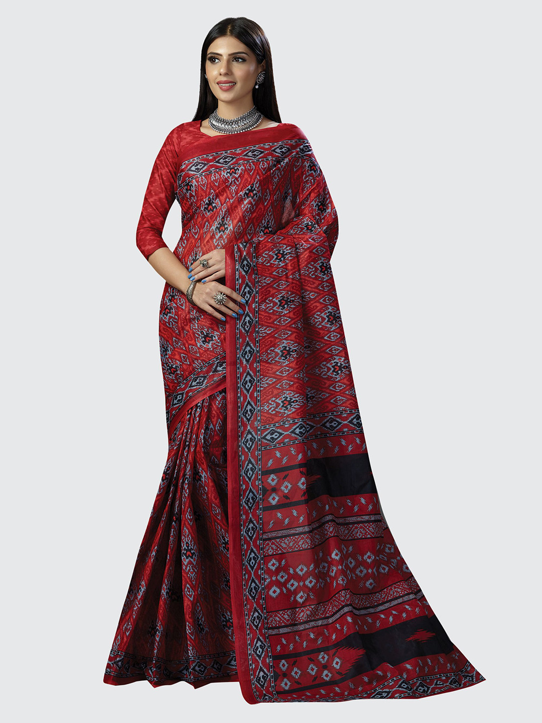 

SHANVIKA Red & White Ethnic Motifs Pure Cotton Block Print Saree