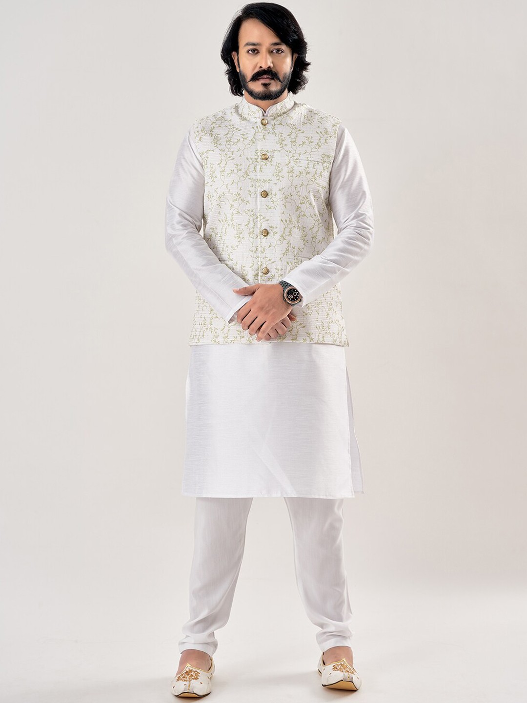 

amzira Men Kurti with Churidar, White