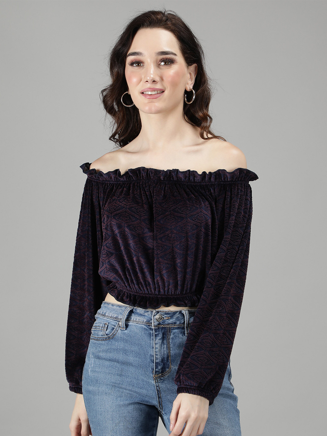 

Sonex Gold Women Blue Off-Shoulder Velvet Bardot Crop Top