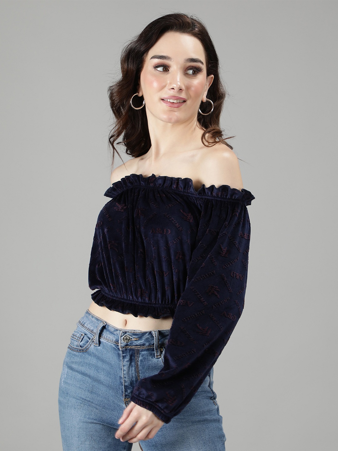 

Sonex Gold Women Navy Blue Print Off-Shoulder Velvet Bardot Crop Top