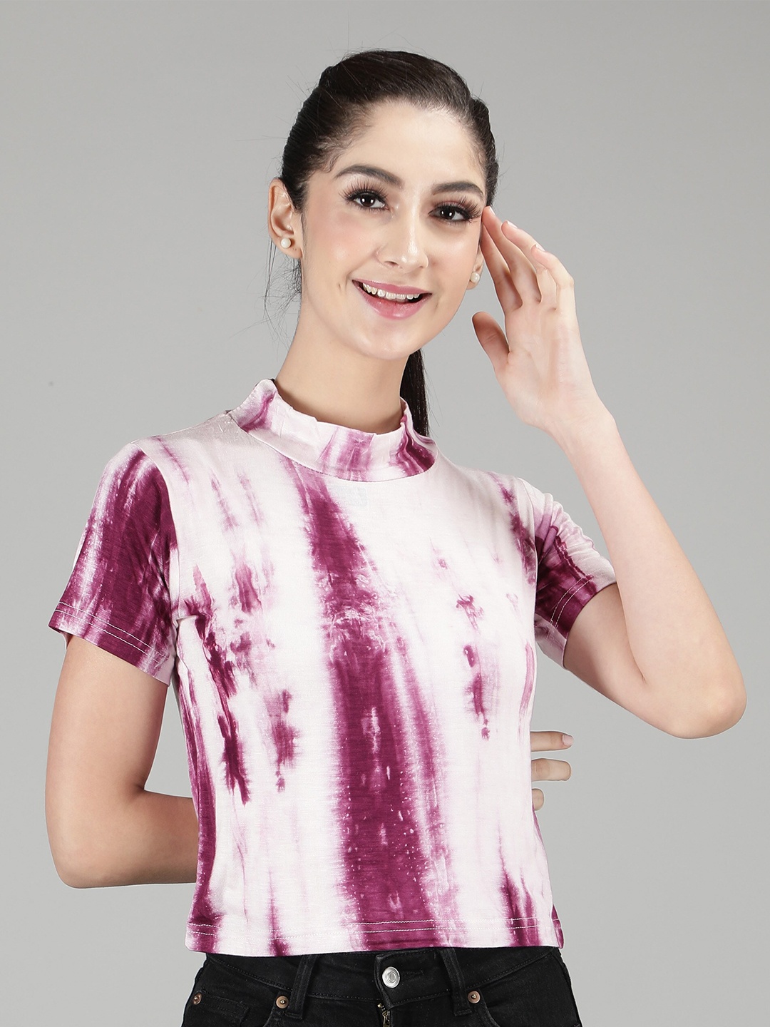 

Sonex Gold Women White & Purple Tie and Dye Top