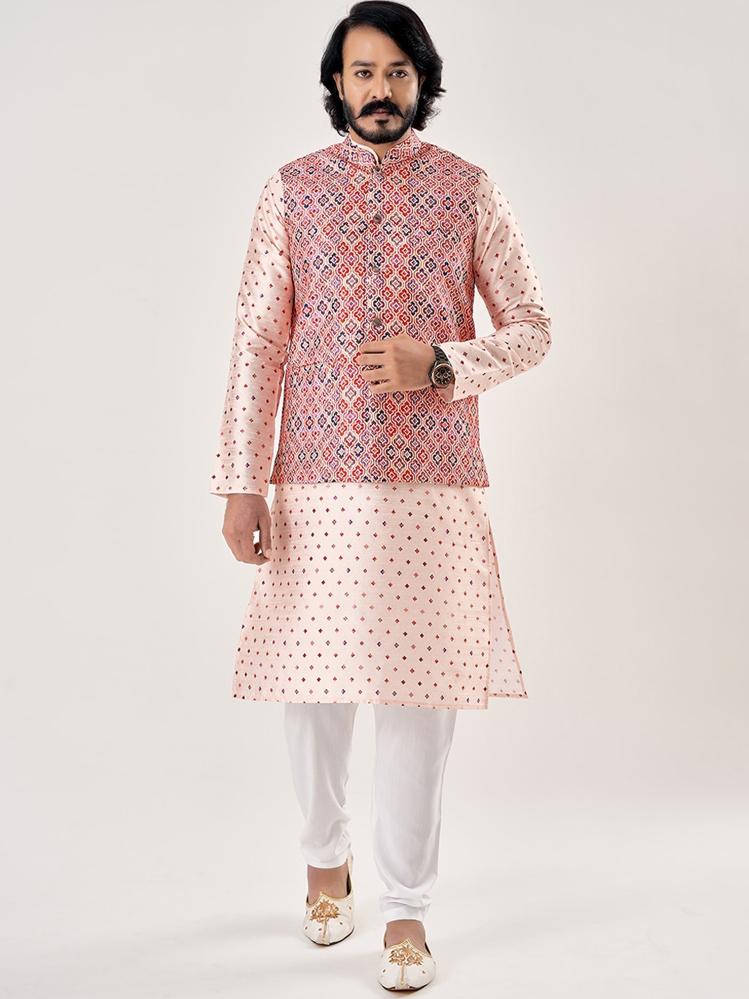 

amzira Men Pink Floral Printed Layered Kurta with Pyjamas