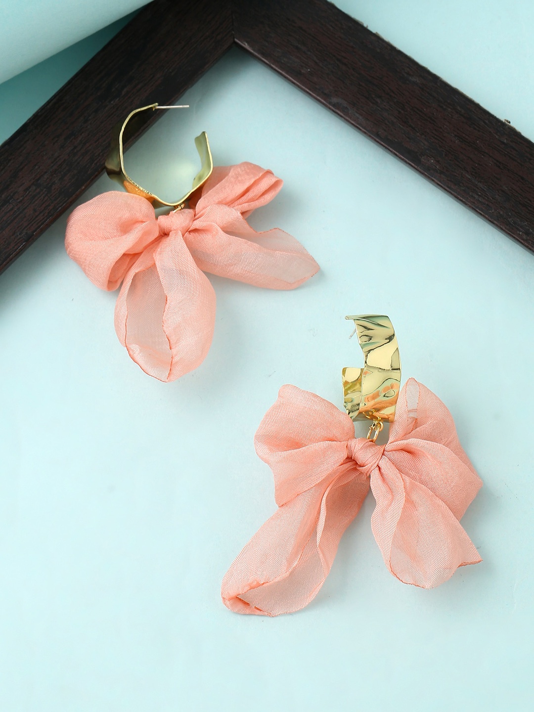 

Yellow Chimes Pink Cloth Woven Bow Shaped Hoop Earrings