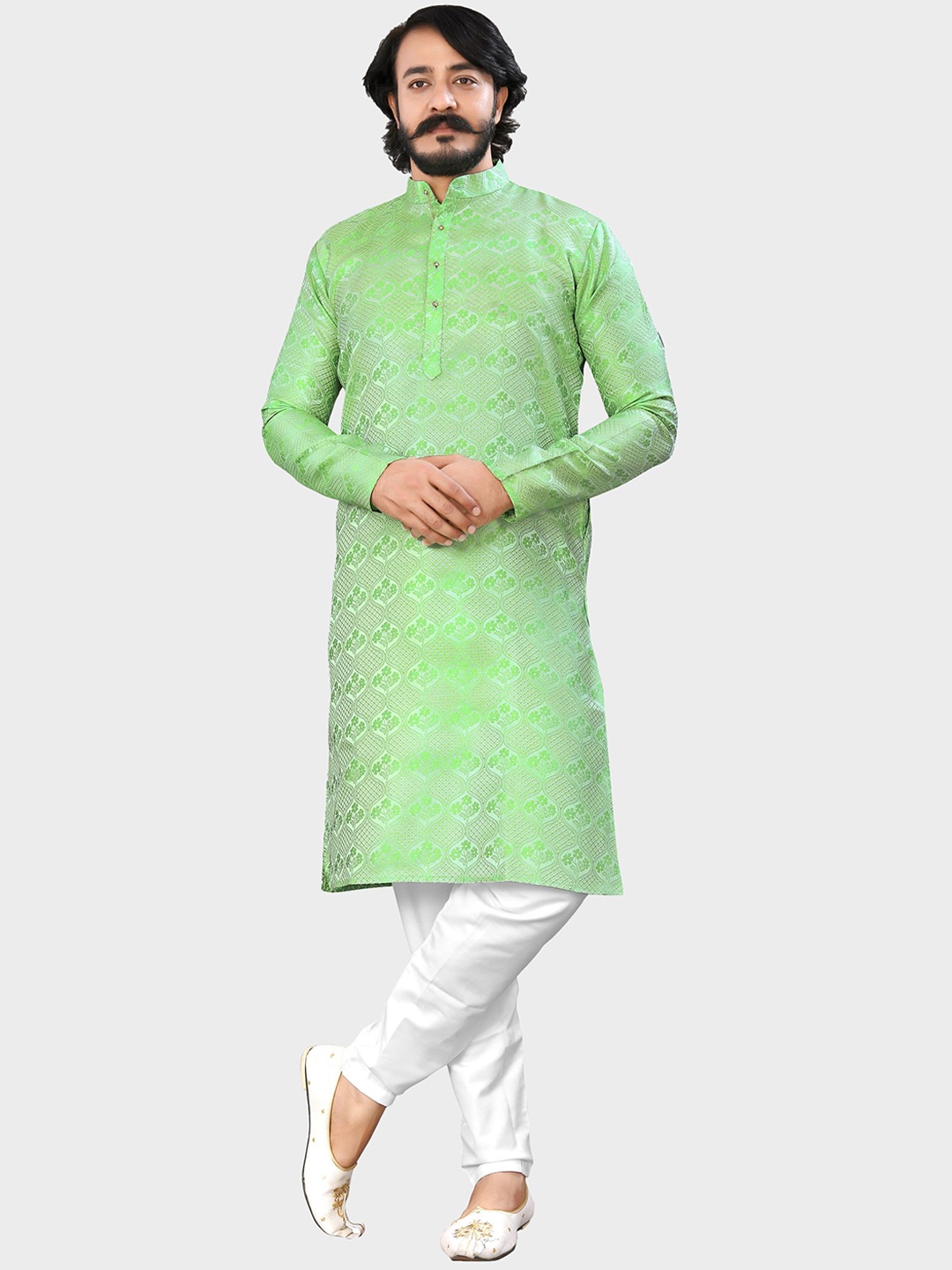 

amzira Men Floral Woven Design Kurta with Pyjama, Green
