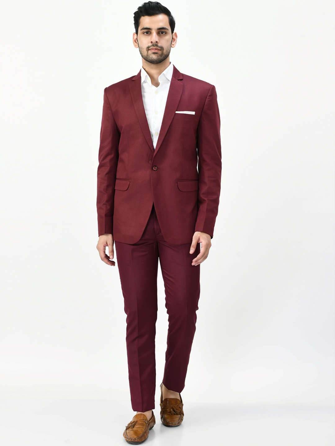 

TrulyFeb Men Maroon Solid Single Breasted 2-Piece Slim-Fit Suit