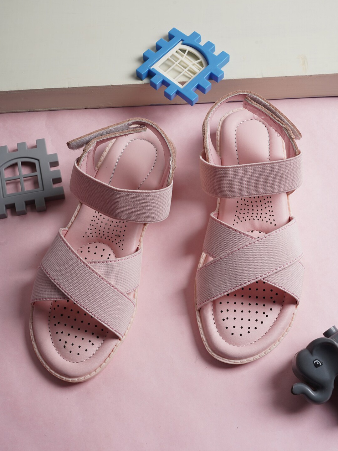 

Style Shoes Girls Comfort Sandals, Pink