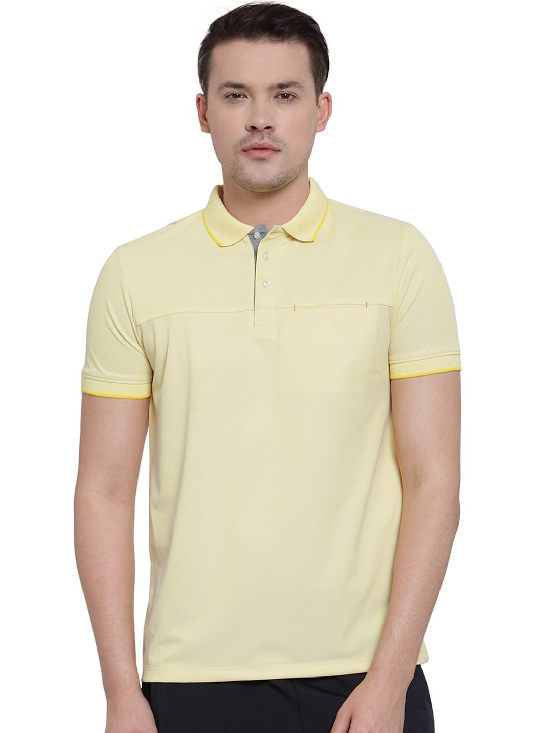 

UNPAR Men Yellow Polo Collar T-shirt