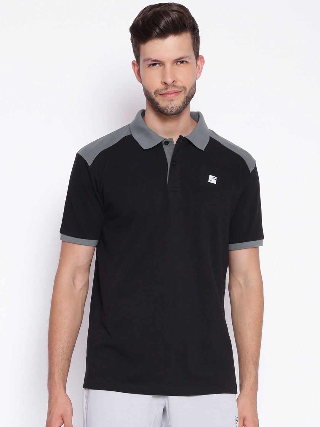 

UNPAR Men Black Colourblocked Polo Collar T-shirt