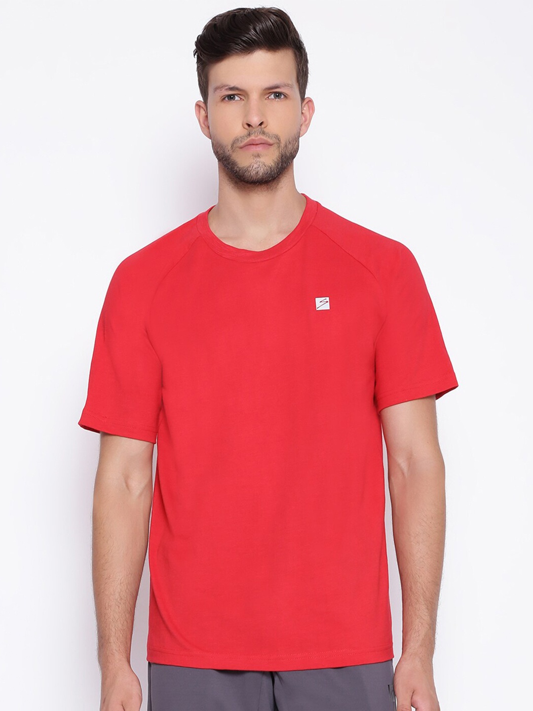

UNPAR Men Red Solid T-shirt