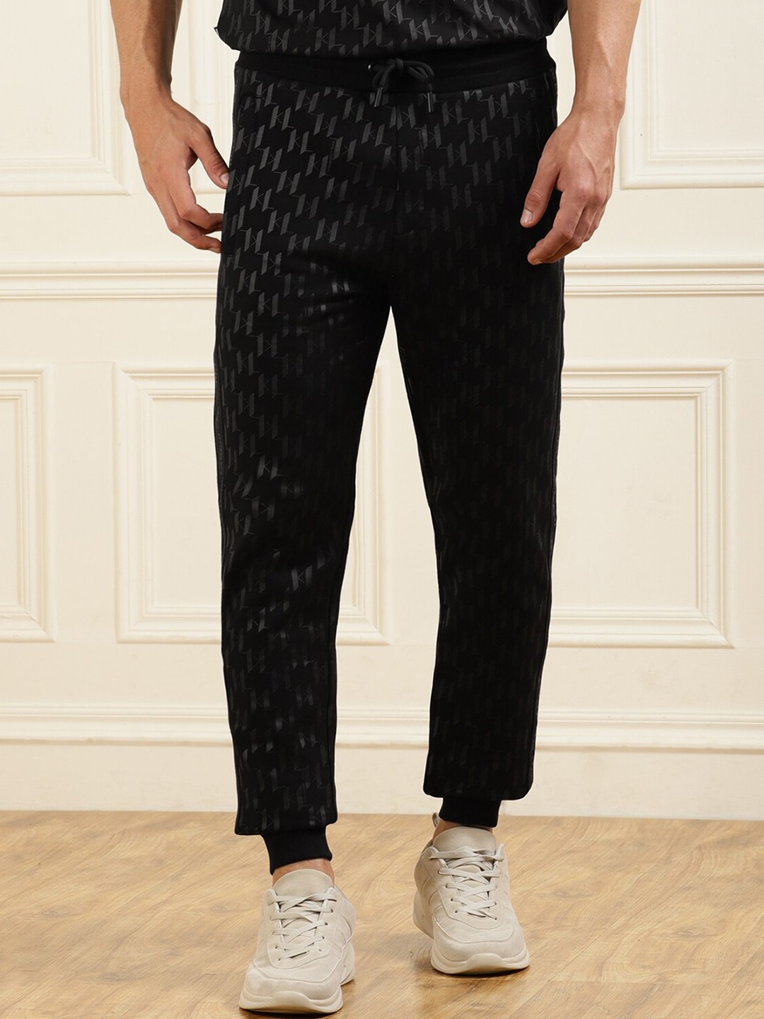 

Karl Lagerfeld Men Black Brand Logo Printed Cotton Joggers