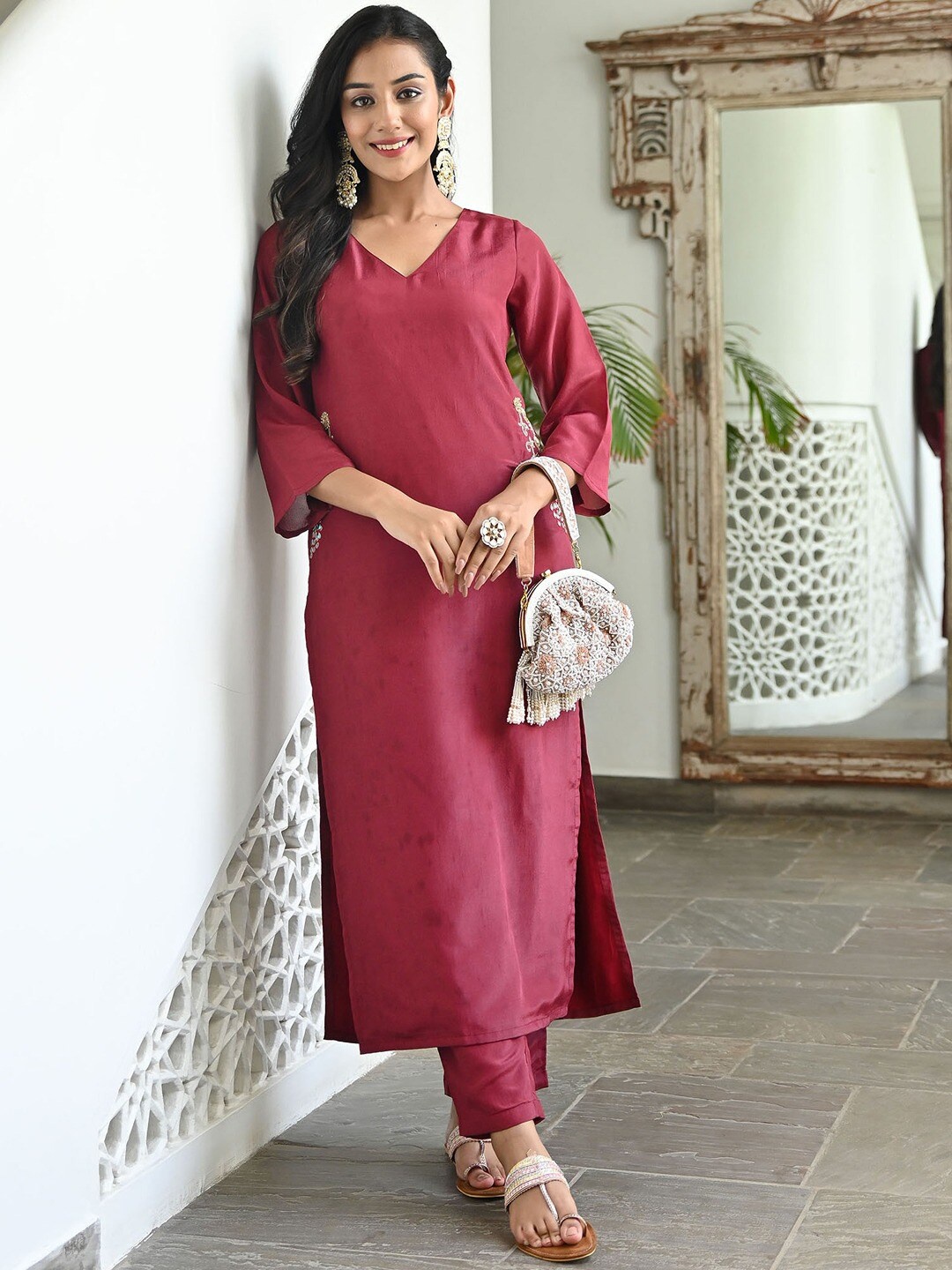 

Lavanya The Label Women Kurta with Trousers & With Dupatta, Mauve