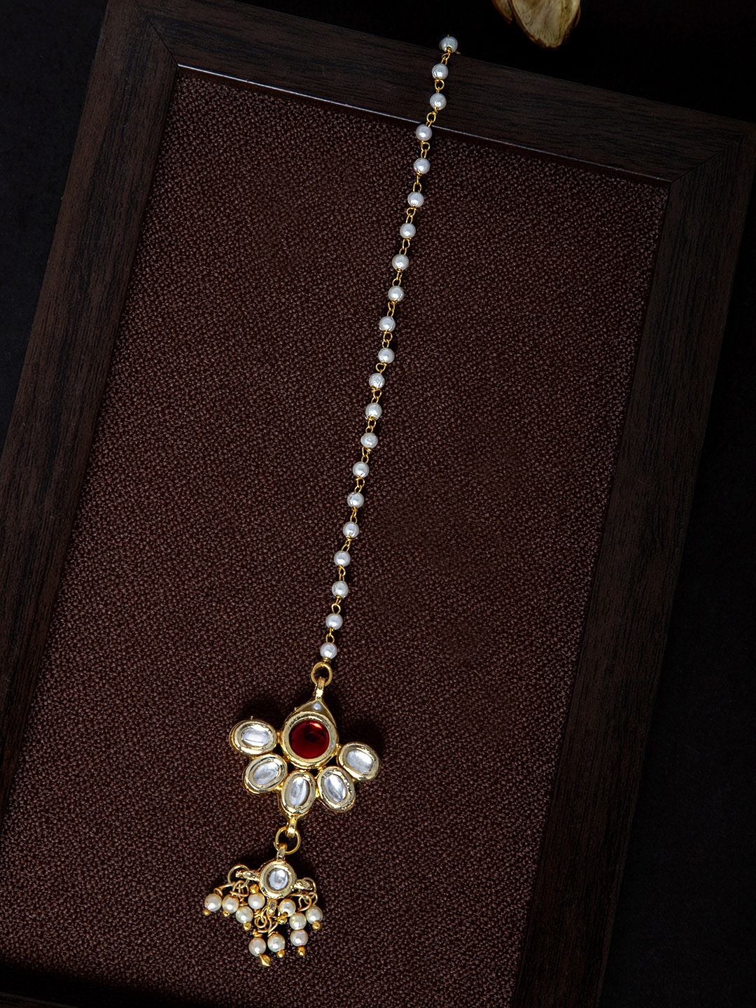 

Rubans Gold-Plated & Red Stone-Studded Kundan Maang Tikka