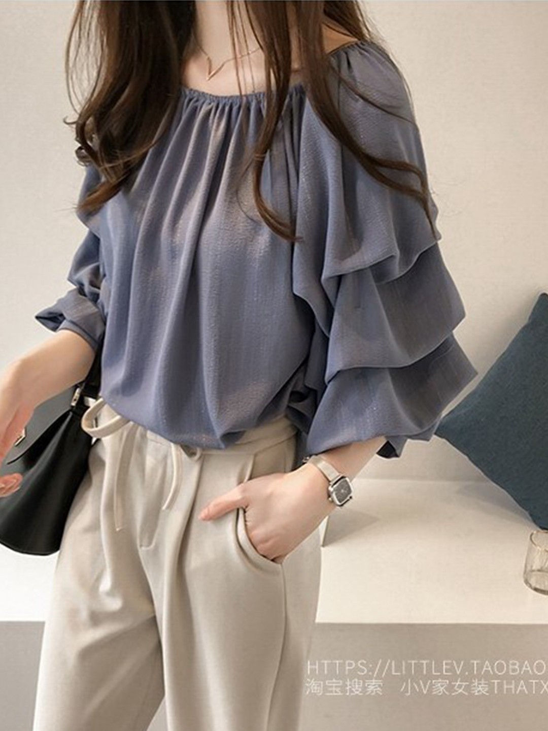 

La Aimee Women Blue Extended Sleeves Top
