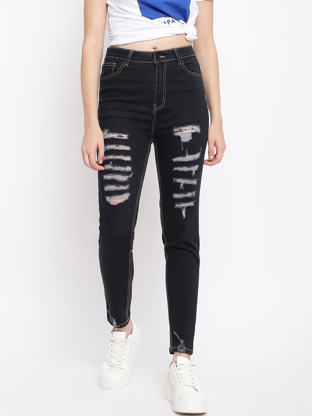 

Belliskey Women Black Skinny Fit Mildly Distressed Stretchable Jeans